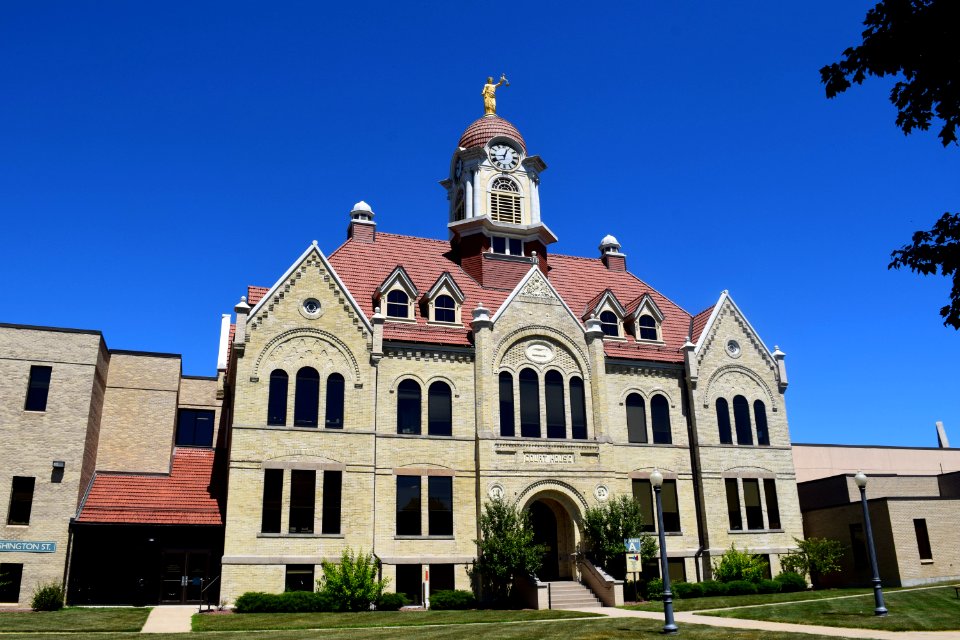 Oconto County Courthouse