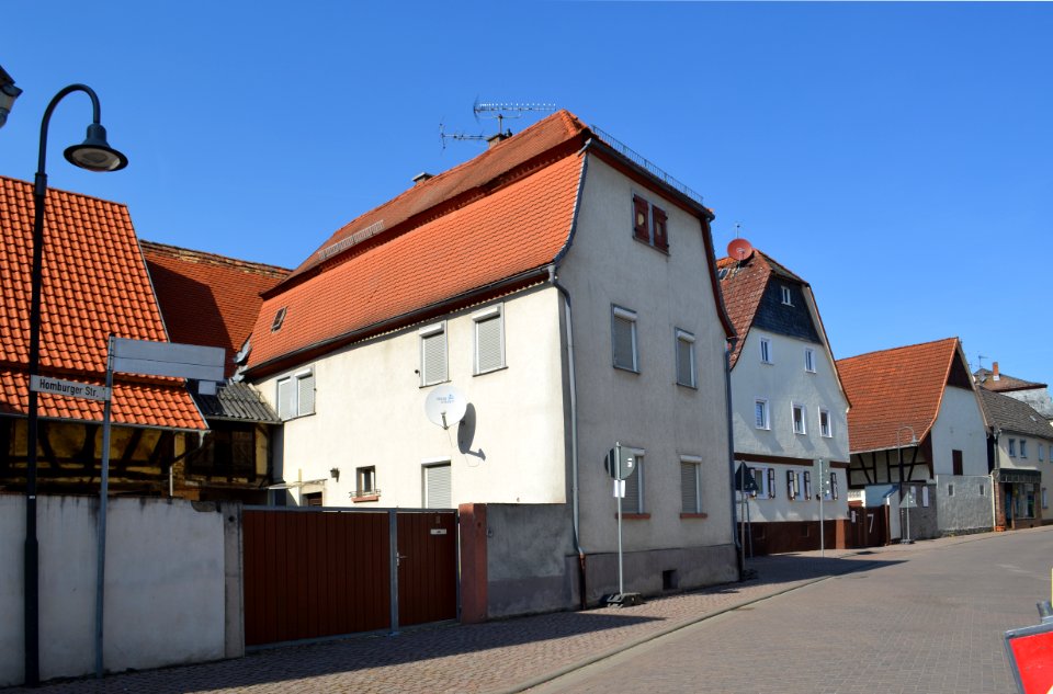 Ober-Rosbach, Homburger Straße 9