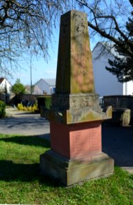 Ober-Rosbach, Friedhof, Denkmal Deutsch-Französischer Krieg (2)