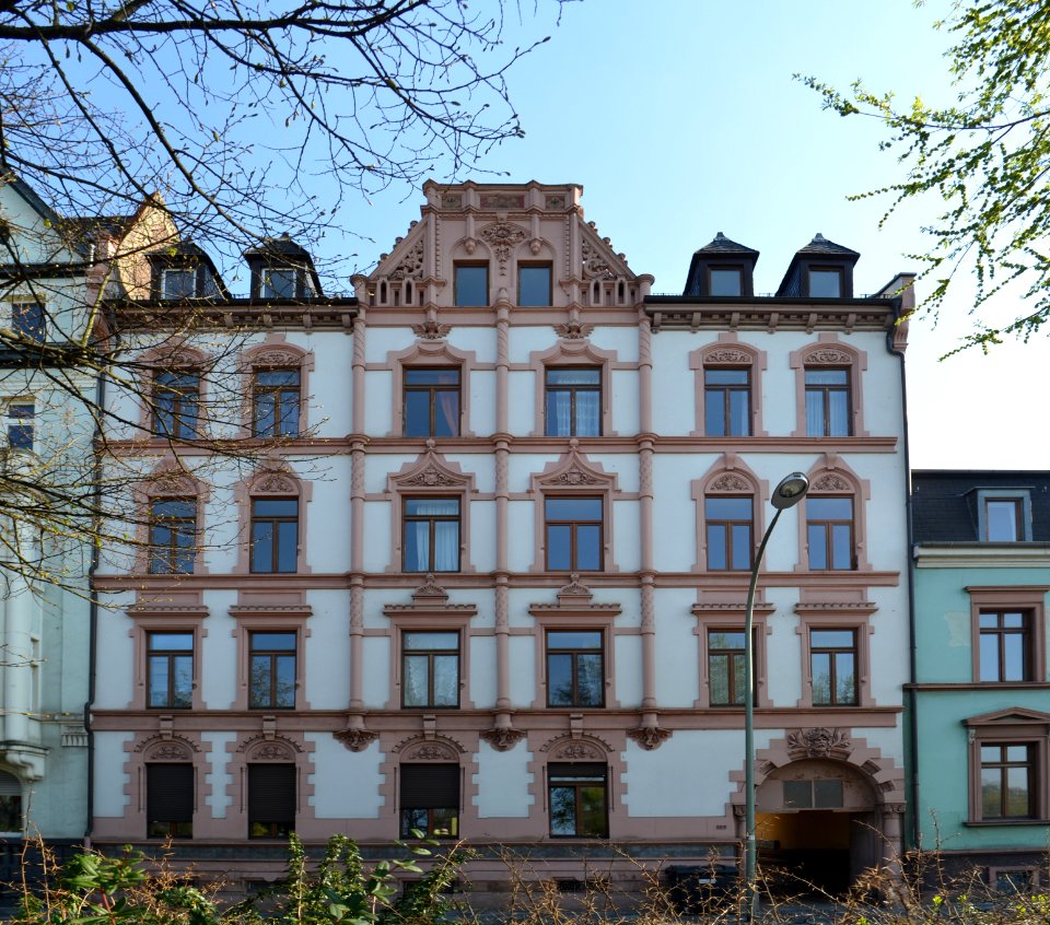 Offenbach, Mainstraße 129
