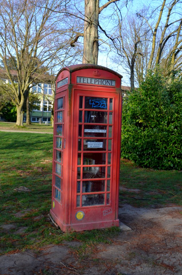 Oberursel, Rushmoor-Park, Öffentlicher Bücherschrank