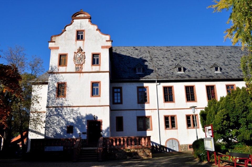 Ober-Mörlen, Schloss, Vorderansicht