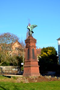 Oberursel, Adenauerallee, Kriegerdenkmal