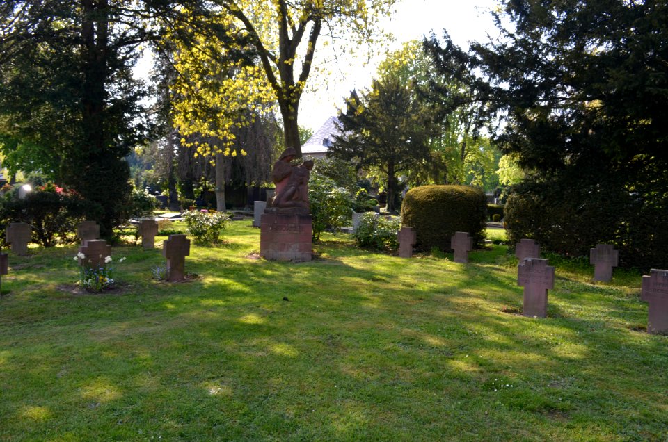 Oberursel, Alter Friedhof, Den Opfern (2)