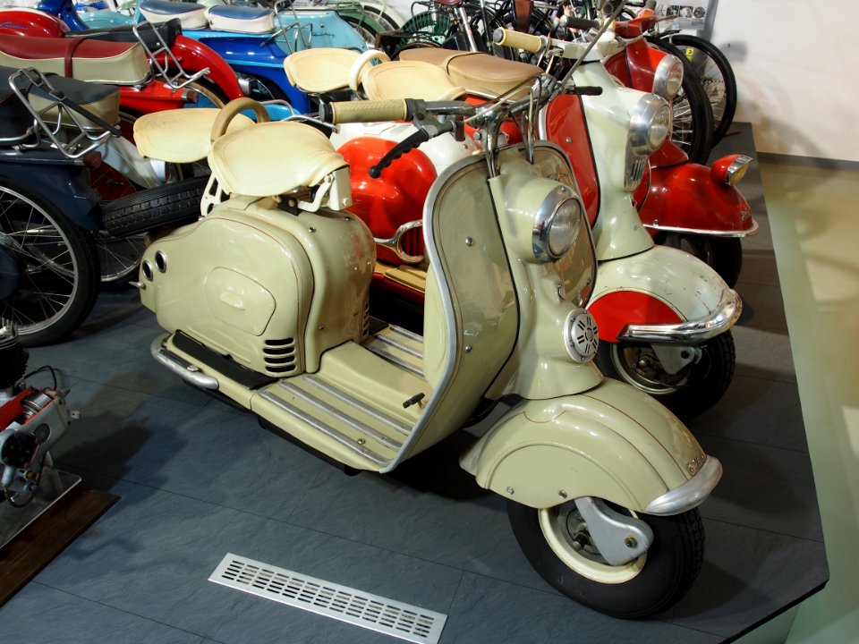 NSU Lambretta Roller Bild 2