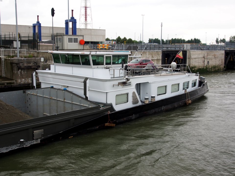 Nueva Vida ENI 06002893, Van Cauwelaertsluis, Port of Antwerp pic7