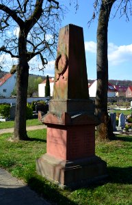 Ober-Rosbach, Friedhof, Denkmal Deutsch-Französischer Krieg (1)