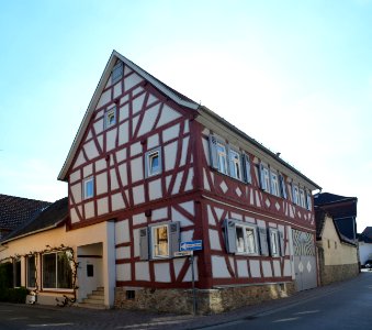 Ober-Rosbach, Friedberger Straße 3