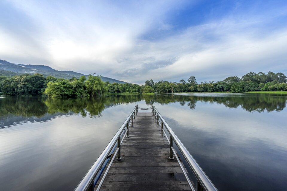 Dock landscape travel