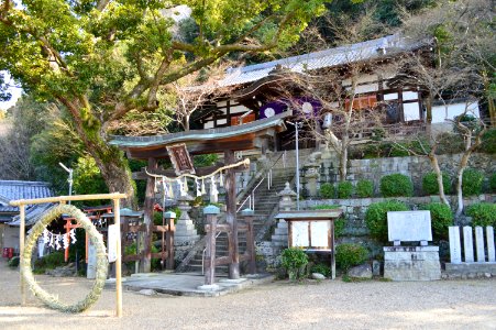 Nudehiko-Nudehime-jinja, shaden