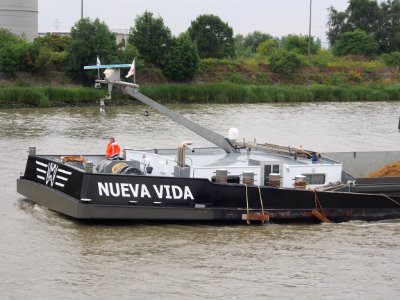 Nueva Vida ENI 06002893, Van Cauwelaertsluis, Port of Antwerp pic2