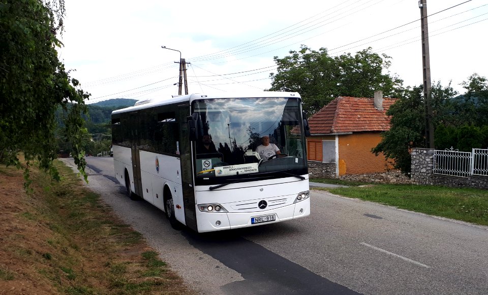 NRL-916 Mercedes Intouro on line 3753