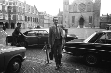 Nummer 7 en 8 Kabinetsformateur Ruppert en Boersma (r), Bestanddeelnr 926-0827