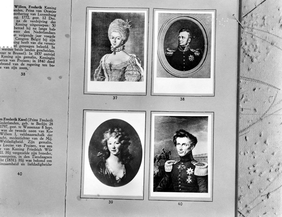 Nummer 37 Frederica Sophia Wilhelmina , prinses van Pruisen, nummer 38 Willem I , Bestanddeelnr 918-7344