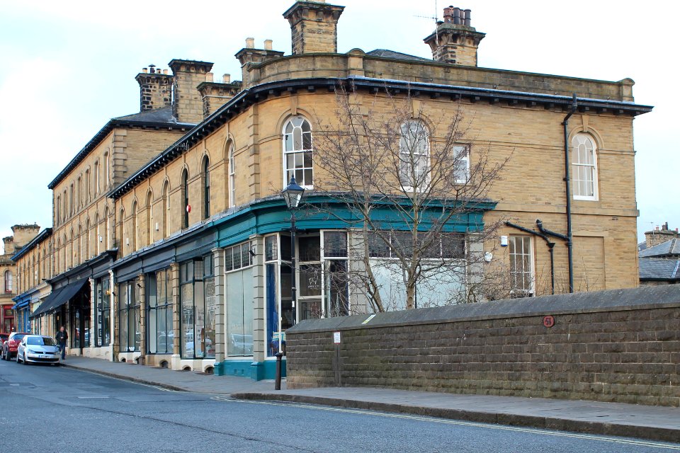 Numbers 1-11 Including Railings To North