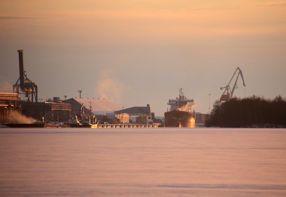 Nuottasaari harbour Oulu 20160227