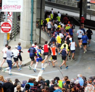 NYC 2013 Marathon thunder enter QBB jeh