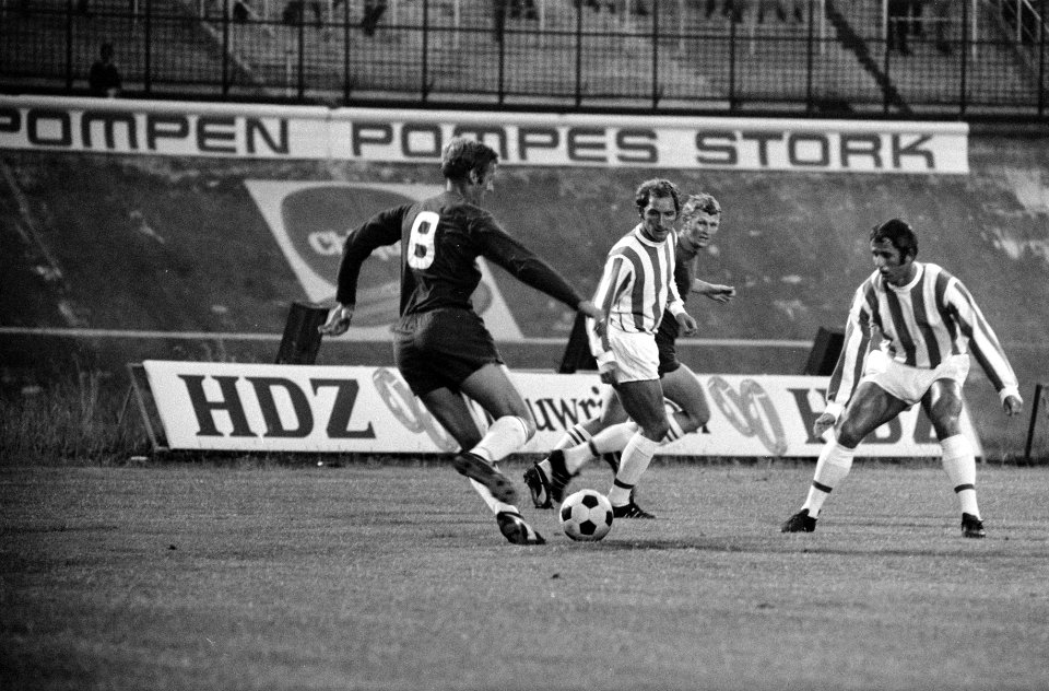 Nuninga in actie, Bestanddeelnr 922-6725