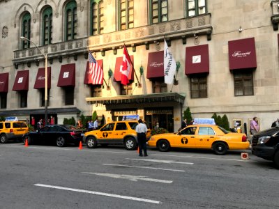 NYC Cabs Toronto 02
