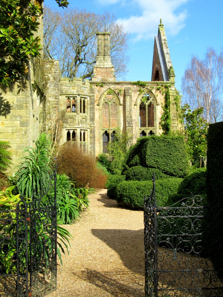Nymans, March 2020 9