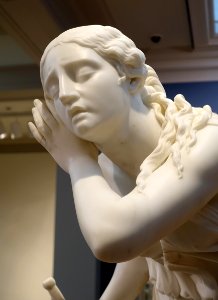 Nydia, the Blind Flower Girl of Pompeii, by Randolph Rogers - Currier Museum of Art - Manchester, NH - DSC07999
