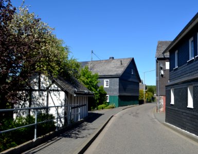 Oberdreisbach, Daadener Straße 2 (1)