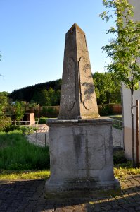 Oberbrechen, Kurtrierischer Stundenstein