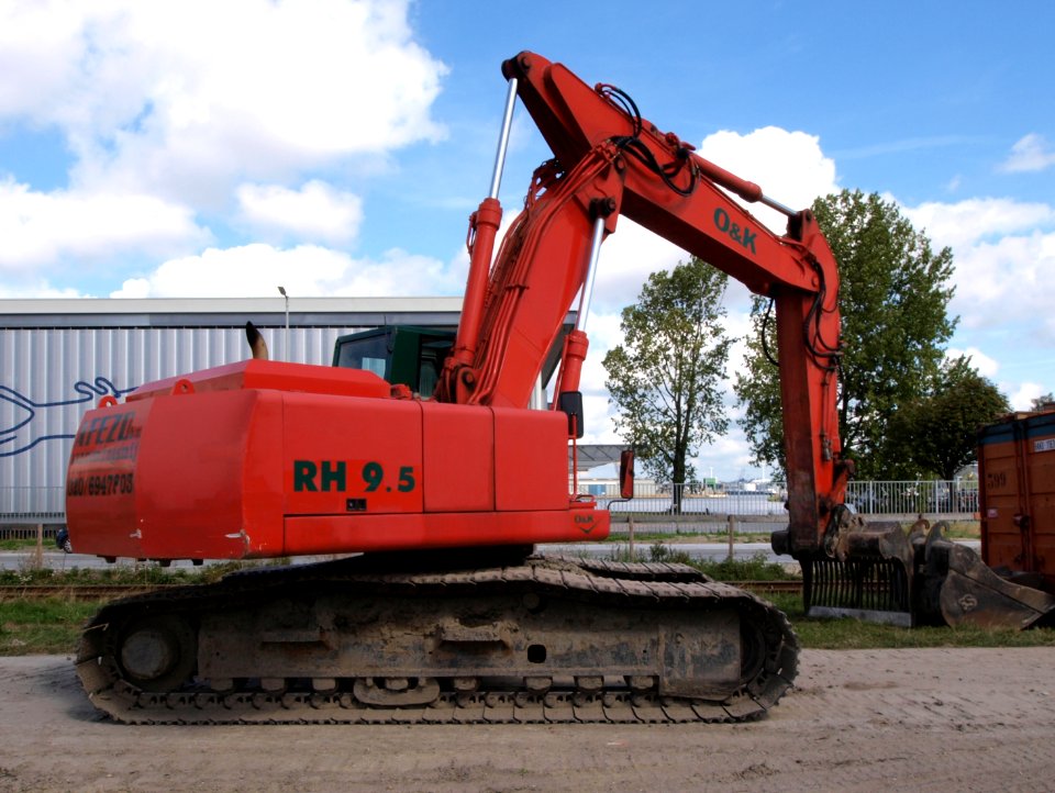 O&K RH 9.5 (owner Afezo bv) p1