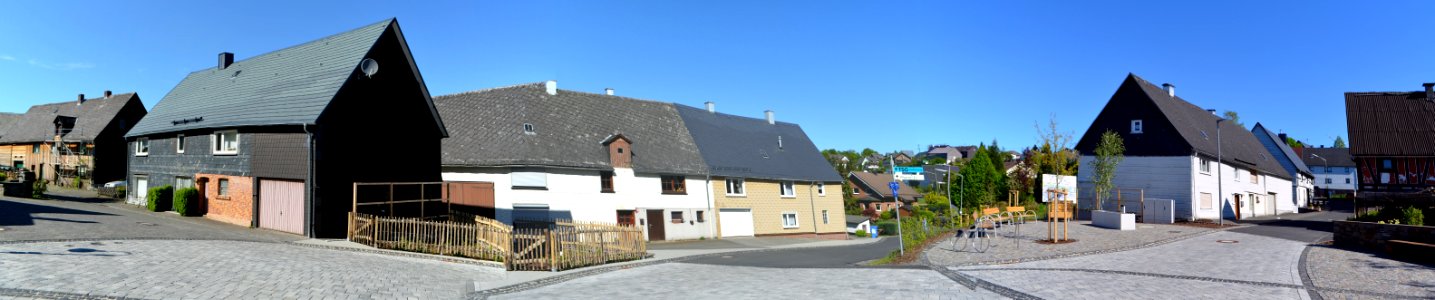 Oberdreisbach, Brunnenstraße, Totale
