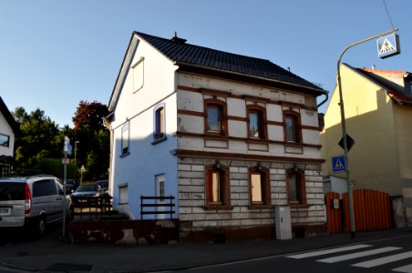 Oberbrechen, Weyerer Straße 7