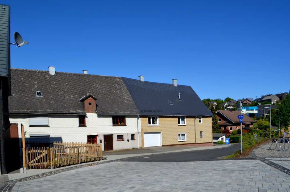 Oberdreisbach, Dreisbachtal 1 und 3