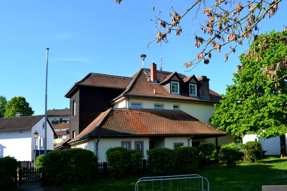 Oberems, Frankfurter Straße 1, Rückseite