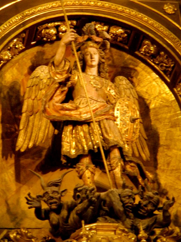 Oñate - Iglesia de San Miguel Arcángel, retablo mayor 6