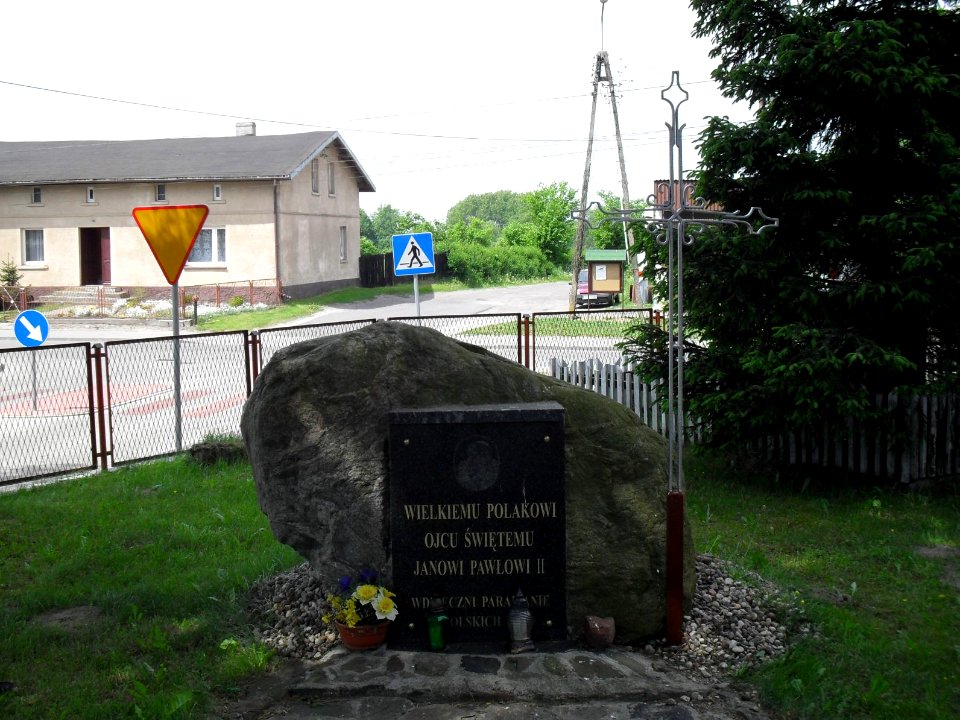 Obelisk Polskie Łąki