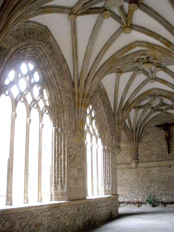 Oñate - Iglesia de San Miguel Arcángel, claustro 04