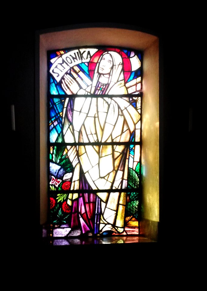 Obereifenberg, Bassenheimer Grabkapelle, Fenster, Monika