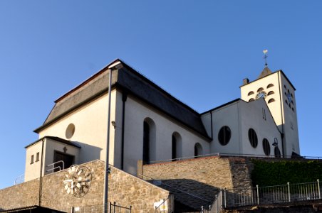 Oberbrechen, Kirche
