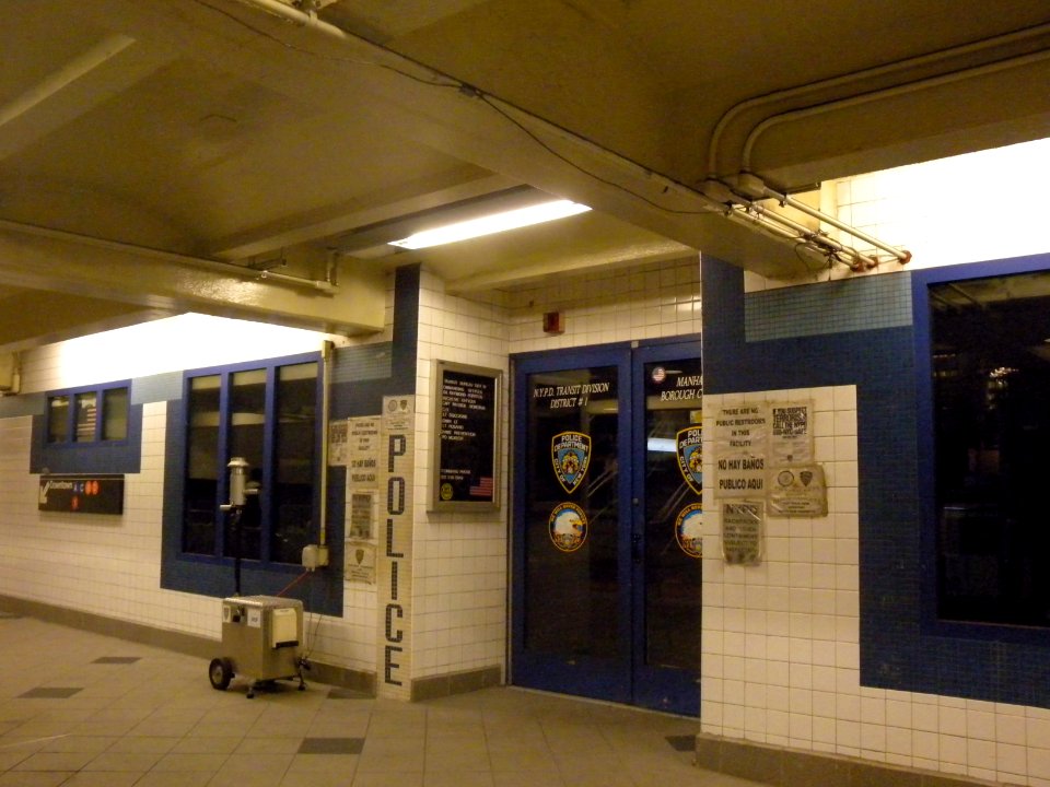NYPD Transit Dist 1 59th St jeh