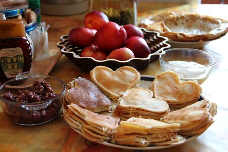 Food cooking table