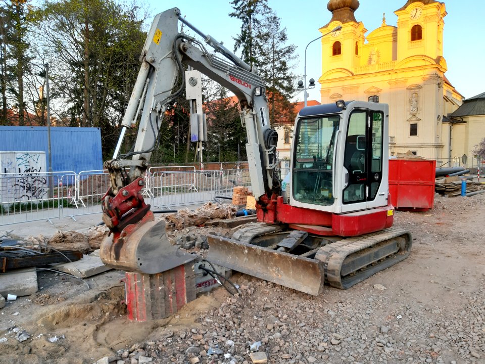 OKOLI VOJENSKA NEMOCNICE BRNO 20190401 71