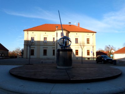 OÚ Dolní Břežany, s hodinami
