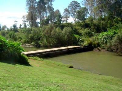 Old bridge Jimboomba Lions Park