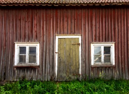 Old abandoned farmhouse in Färlev 2 photo