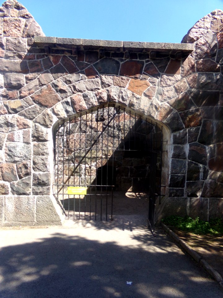 Old bear cage in Korkeasaari