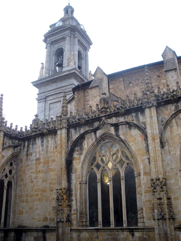 Oñate - Iglesia de San Miguel Arcángel, claustro 12