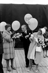 Oesterfeest in Ierseke Oplaten van ballonnen, Bestanddeelnr 912-9049