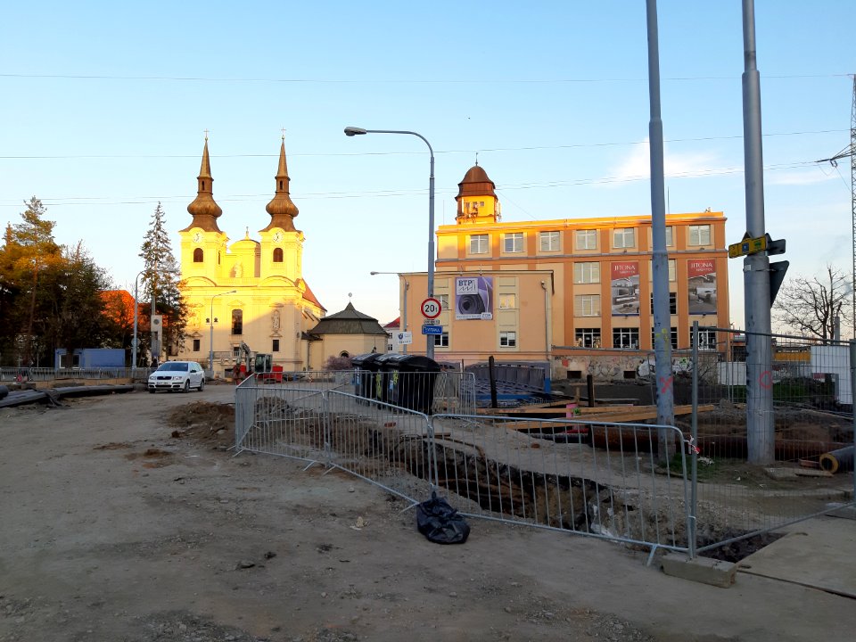 OKOLI VOJENSKA NEMOCNICE BRNO 20190401 42