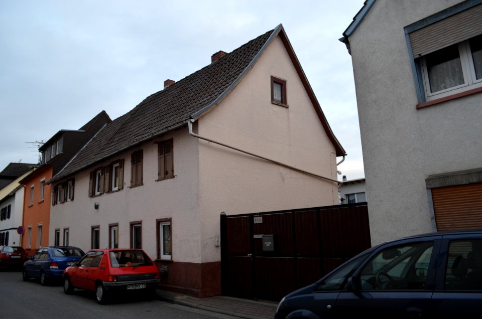 Okriftel, Langgasse 11