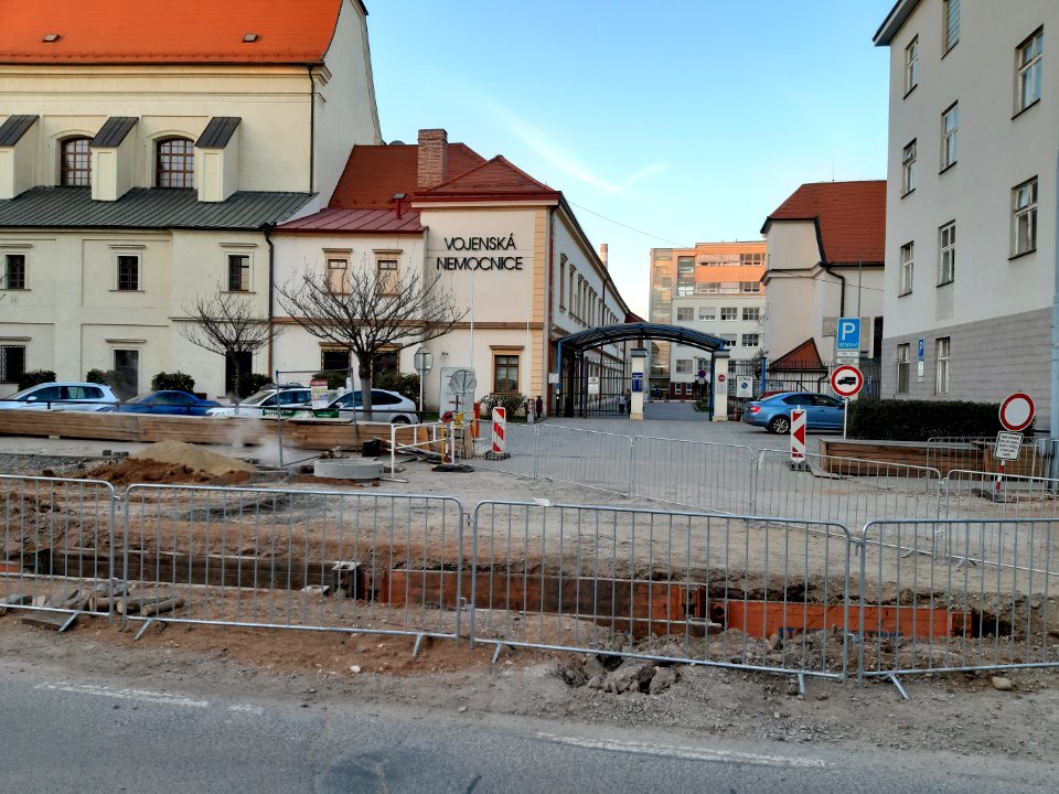 OKOLI VOJENSKA NEMOCNICE BRNO 20190401 90