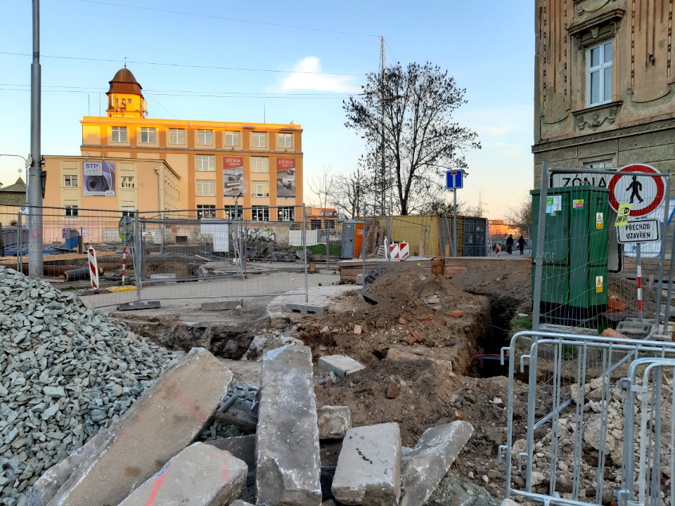 OKOLI VOJENSKA NEMOCNICE BRNO 20190401 41